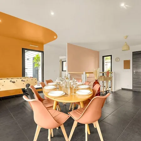 Villa Moderne Avec Vue A